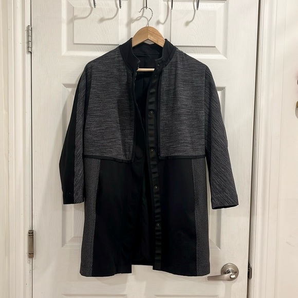 Lululemon Cocoon Car Snap Button Coat - Picture 6 of 14